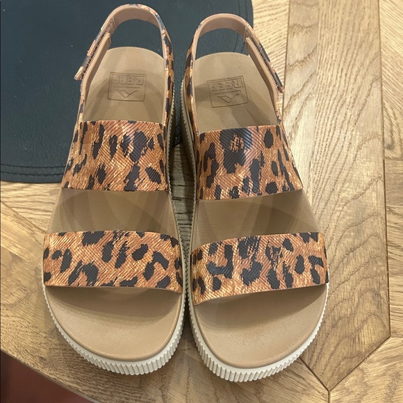 Reef Leopard Print Platform Sandals - Picture 1 of 8